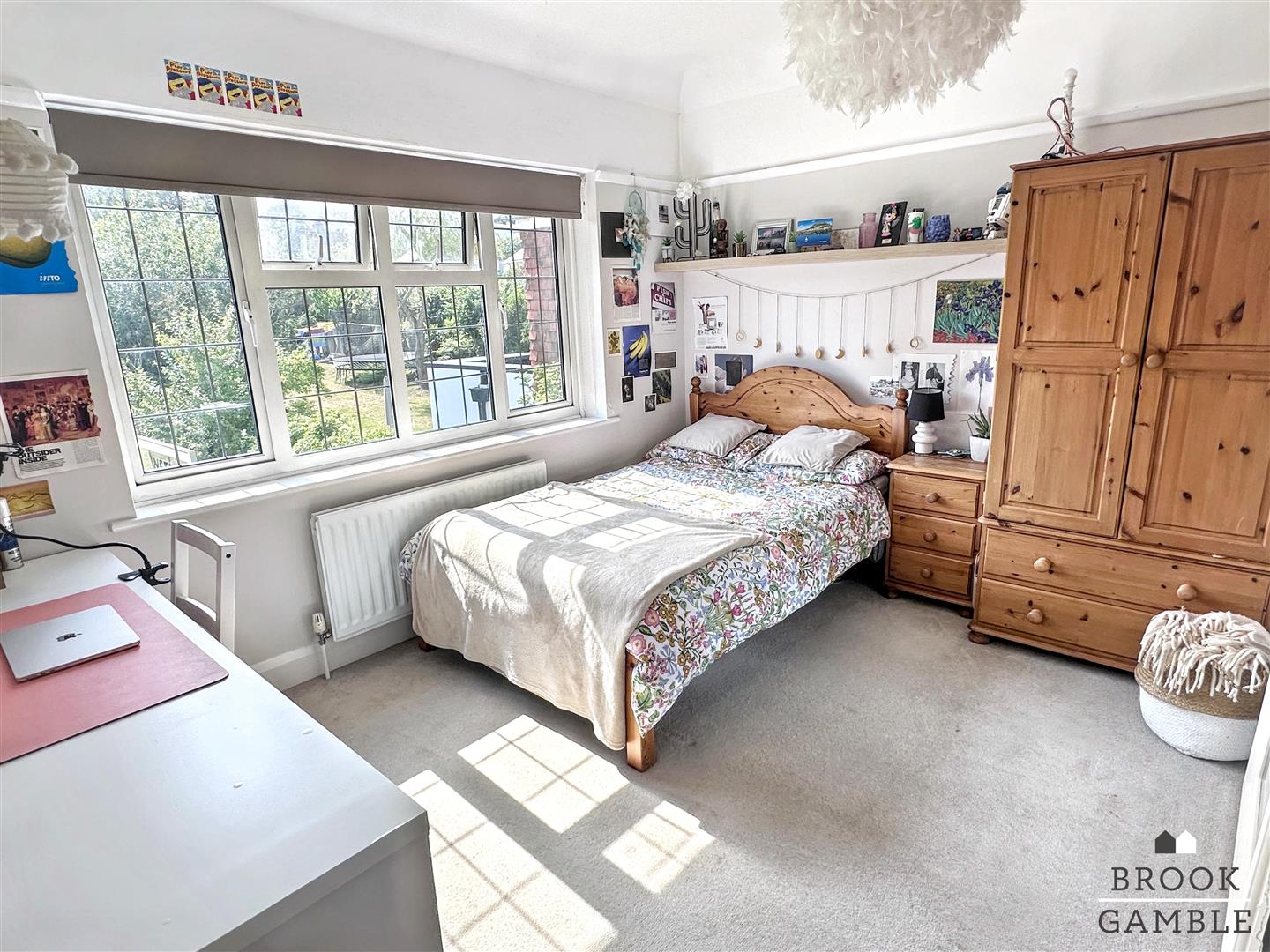 4 Bedroom House. Baldwin Avenue in Eastbourne, East Sussex 22